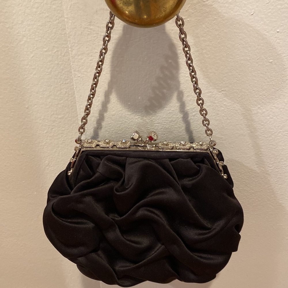 Beautiful Vanessa satin bag with rhinestones - Picture 5 of 11